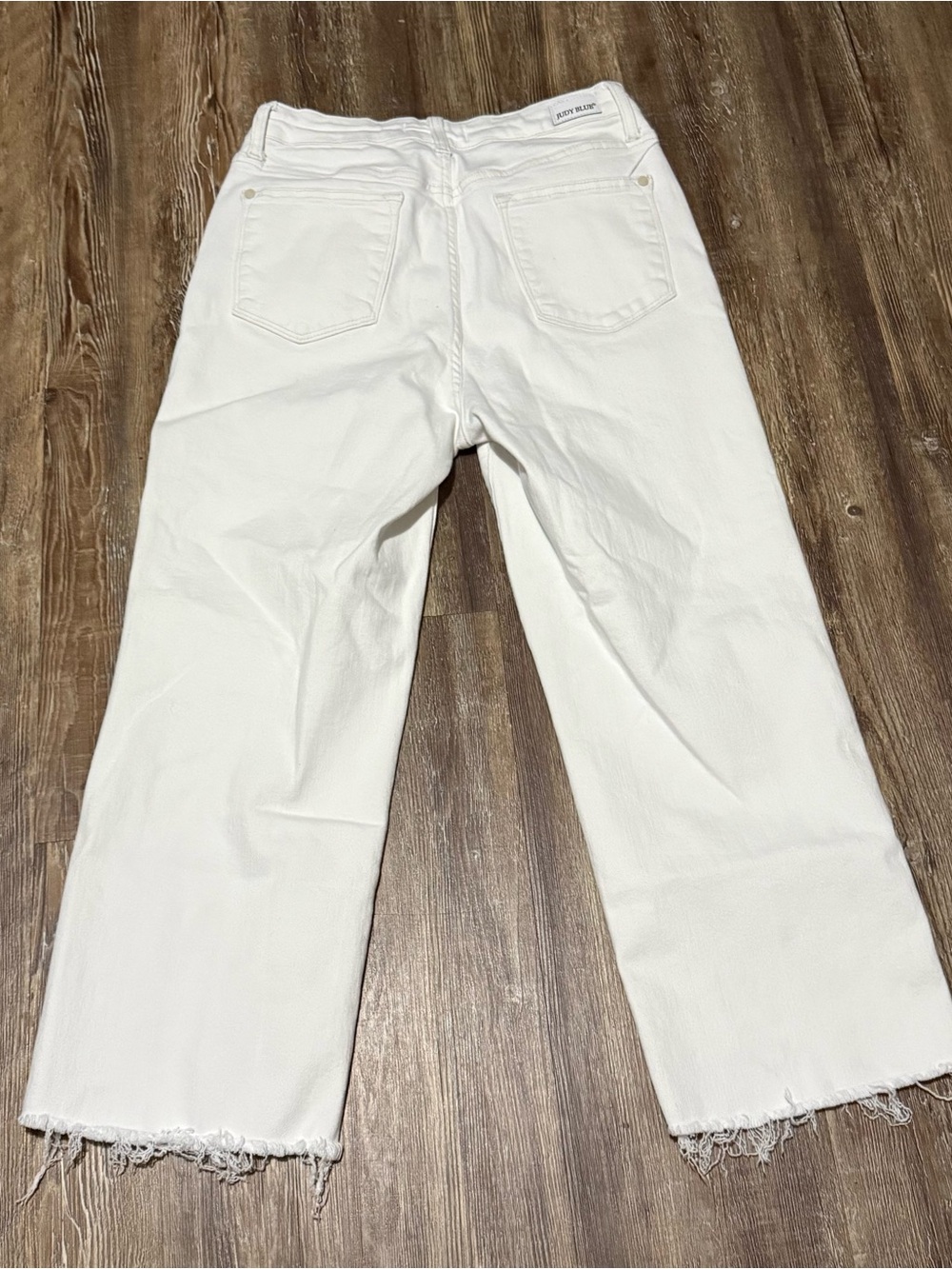 Judy Blue Wide Leg Crop Jeans Women's 9/29 White Exposed Button Fly Frayed Hem - Picture 6 of 7